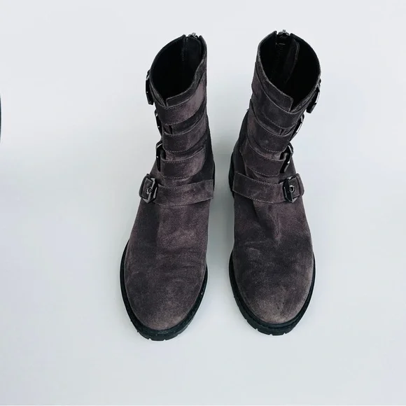 Stuart Weitzman Black and Grey Suede Leather Boots, US 7 - Picture 7 of 7